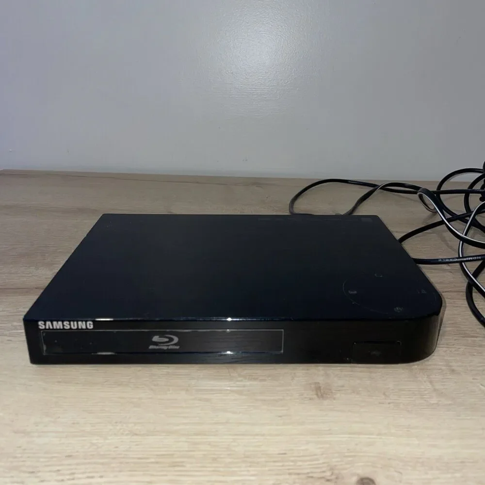 Samsung BD-F5100 Blu-ray Disc Player 1080p HDMI LAN Coax w/ Cables Tested